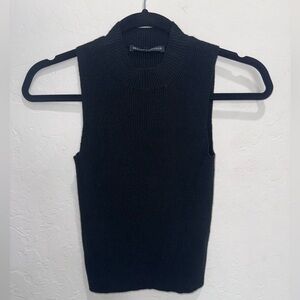 Brandy Melville Sleveless Sweater